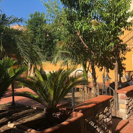 Ferienwohnung Il Giardino Sul Corso Scafati Exterior foto