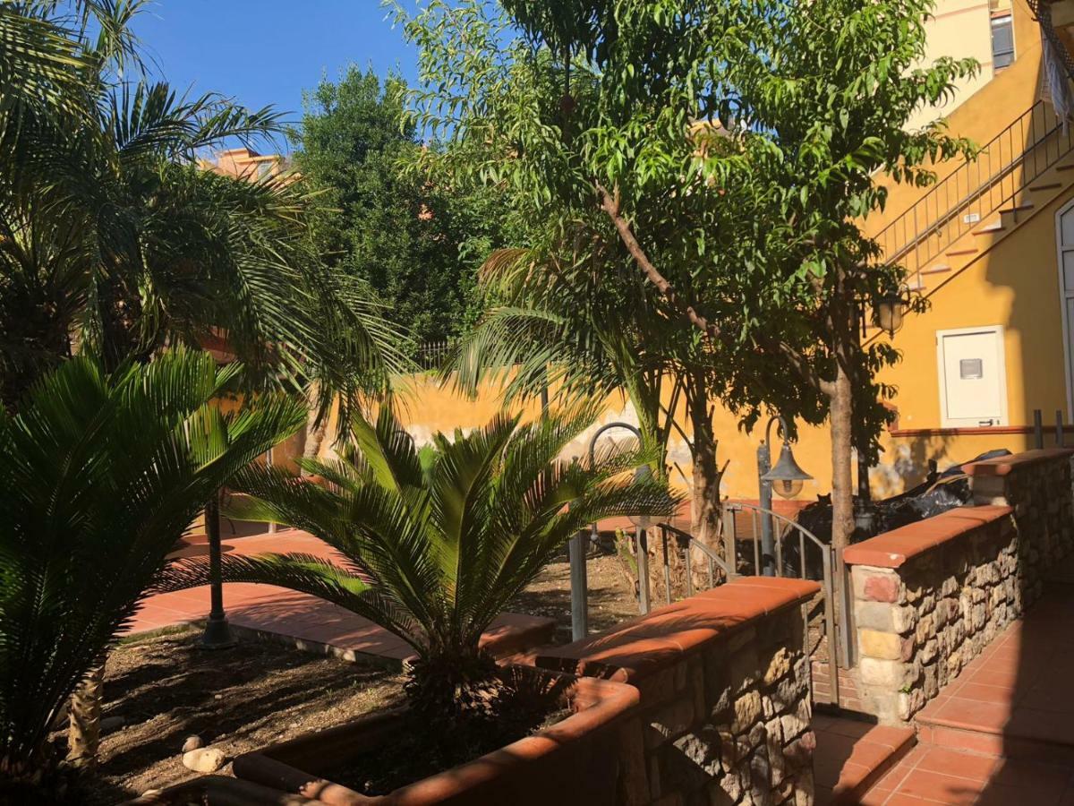 Ferienwohnung Il Giardino Sul Corso Scafati Exterior foto